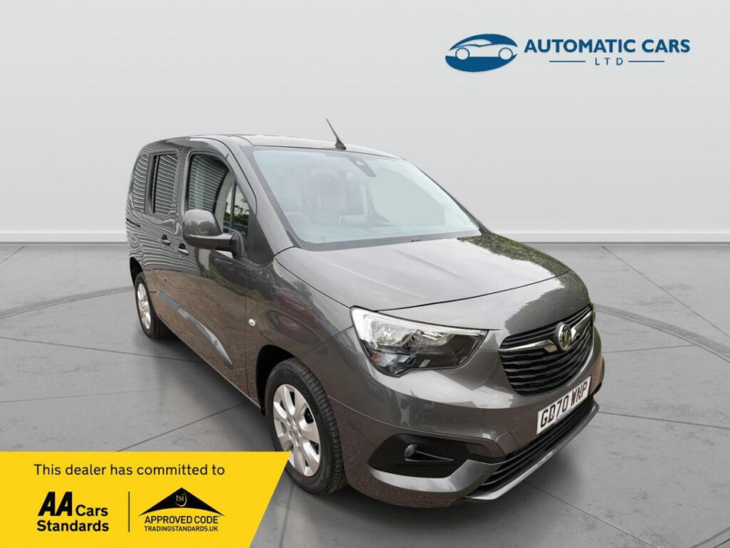 2021 Vauxhall Combo Life Se S/s Manual in Grey — image 1