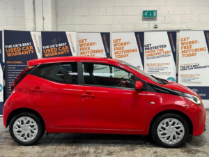 2018 Toyota Aygo 1.0 Vvt-I X-Play Euro 6 5dr in Red — image 6
