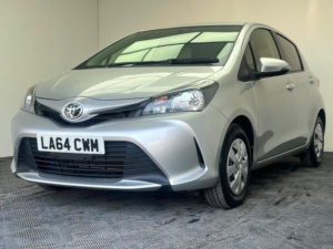 2014 Toyota Yaris 1.33 Dual Vvt-I Icon Multidrive S Euro 6 5dr in Silver — image 3