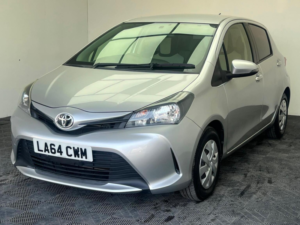 2014 Toyota Yaris 1.33 Dual Vvt-I Icon Multidrive S Euro 6 5dr in Silver — image 5