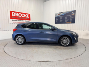 2020 Ford Focus 1.0t Ecoboost Titanium X Euro 6 (s/s) 5dr in Blue — image 6