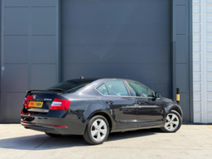 2018 Skoda Octavia 2.0 Tdi Se Technology Euro 6 (s/s) 5dr in Black — image 6