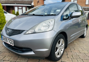 2009 Honda Jazz 1.4 I-Vtec Es in Silver — image 3