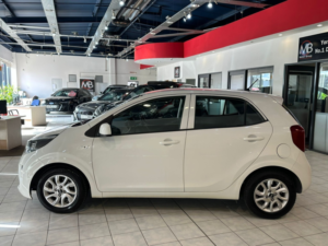 2020 Kia Picanto 1.0 2 in White — image 4