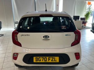 2020 Kia Picanto 1.0 2 in White — image 6
