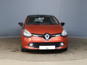 2016 Renault Clio 1.2 Dynamique Nav 1.2 16v 75 in Red — image 4