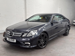 2010 Mercedes-Benz E Class 3.0 E350 Cdi V6 Blueefficiency Sport G-Tronic Euro 5 2dr — image 4