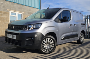 2022 Peugeot Partner 1.5 Partner Standard 1000 Professional Premium Bhdi 100 Manual in Grey — image 5