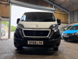 2019 Peugeot Boxer 2.2 Bluehdi 333 Professional L1 H1 Euro 6 (s/s) 5dr in White — image 6
