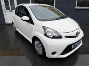 2012 Toyota Aygo 1.0 Vvt-I Ice Euro 5 5dr in White — image 6