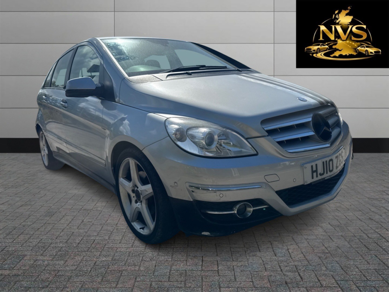 2010 Mercedes-Benz B Class 2.0 B180 Cdi Sport in Silver — image 1
