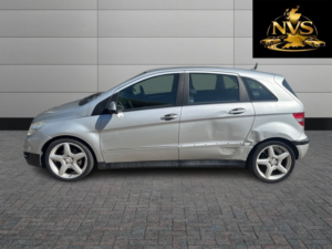 2010 Mercedes-Benz B Class 2.0 B180 Cdi Sport in Silver — image 4