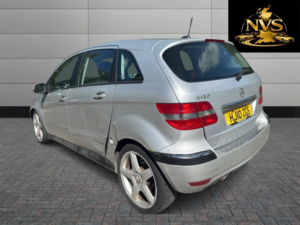 2010 Mercedes-Benz B Class 2.0 B180 Cdi Sport in Silver — image 5