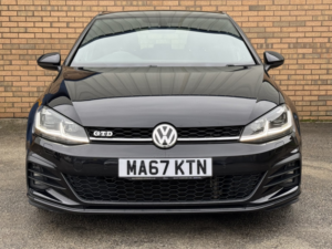 2017 Volkswagen Golf 2.0 Tdi Gtd in Black — image 2