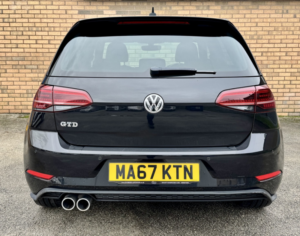 2017 Volkswagen Golf 2.0 Tdi Gtd in Black — image 6