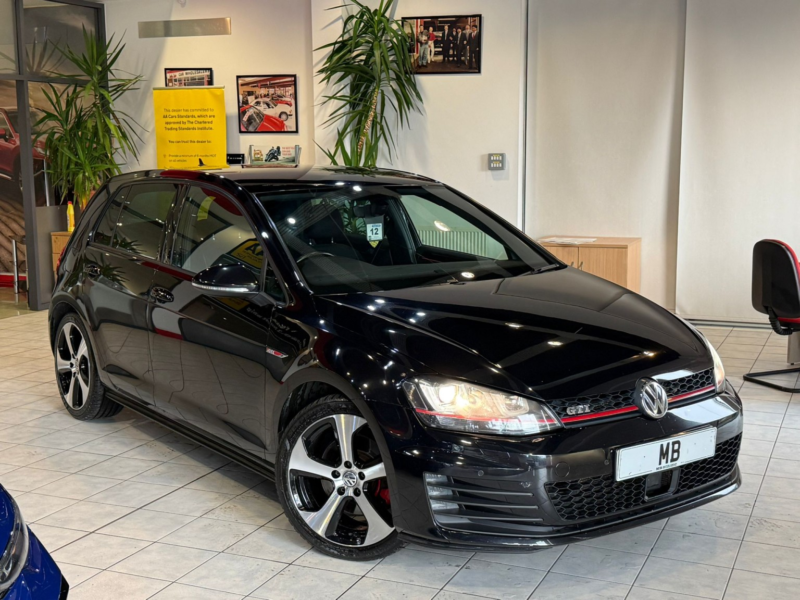 2017 Volkswagen Golf 2.0 Tsi Bluemotion Tech Gti in Black — image 1