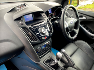 2013 Ford Focus St-3 2.0 Ecoboost - 45,400 Miles - Fsh - Unmodified - Full Recaro Leather, Xenons - Tangerine Scream in Yellow — image 3