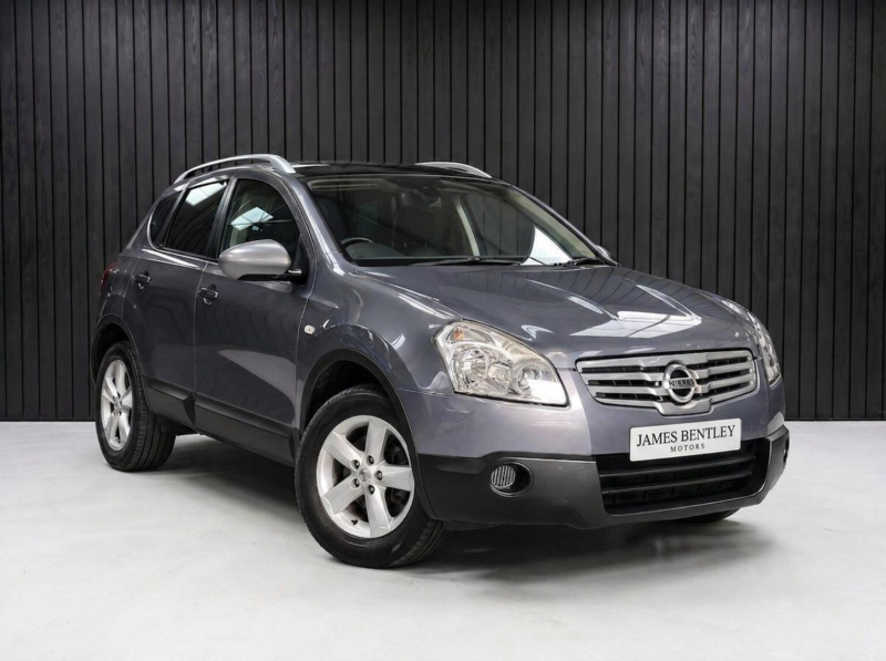 2009 Nissan Qashqai+2 1.6 Visia 2WD 5dr in Grey — image 1