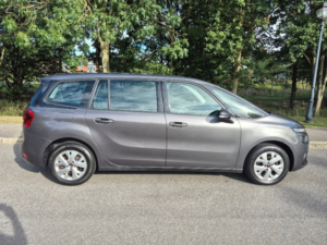 2017 Citroen Grand C4 Picasso 1.6 Bluehdi Touch Edition MPV 5dr Diesel Manual Euro 6 (s/s) (100 Ps) in Grey — image 5