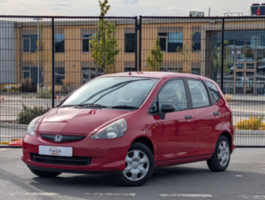 2008 Honda Jazz 1.2 I-Dsi S Full Service History 8,000 Miles! in Red — image 3