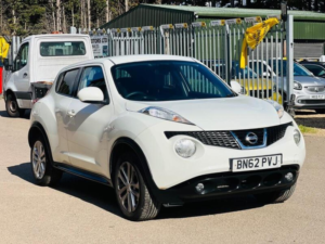 2012 Nissan Juke 1.5 Dci 8v Tekna Euro 5 (s/s) 5dr in White — image 4