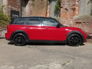 2015 MINI Clubman 2.0 Clubman Cooper S in Red — image 4