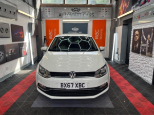 2017 Volkswagen Polo