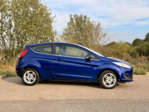 2013 Ford Fiesta 1.3 Zetec in Blue — image 4