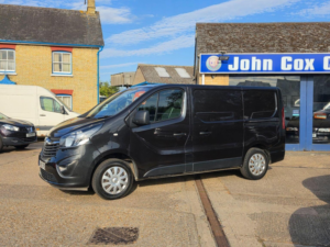 2019 Vauxhall Vivaro 1.6 Cdti 2700 Biturbo Ecotec Sportive L1 H1 Euro 6 (s/s) 5dr in Black — image 6