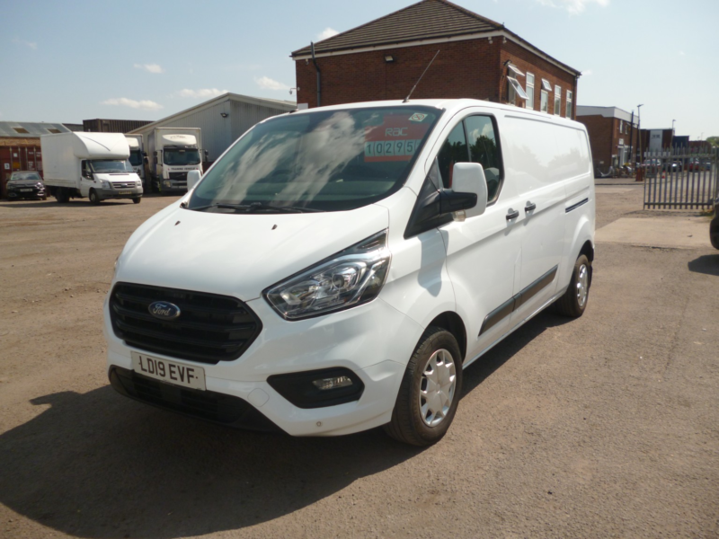 2019 Ford Transit Custom 2.0 300 Ecoblue Trend in White — image 1