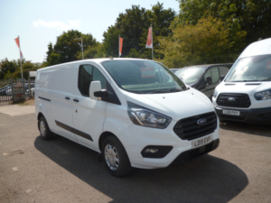 2019 Ford Transit Custom 2.0 300 Ecoblue Trend in White — image 3