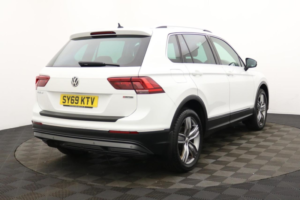 2019 Volkswagen Tiguan 2.0 Tdi Sel SUV 5dr Diesel DSG 4motion Euro 6 (s/s) (190 Ps) in White — image 5