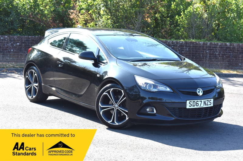2017 Vauxhall Astra Gtc 1.4 I Turbo Limited Edition in Black — image 1