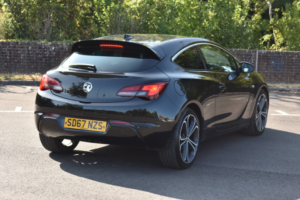 2017 Vauxhall Astra Gtc 1.4 I Turbo Limited Edition in Black — image 4