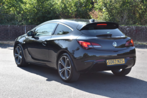 2017 Vauxhall Astra Gtc 1.4 I Turbo Limited Edition in Black — image 5