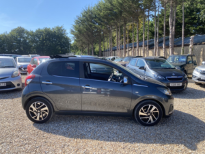 2014 Peugeot 108 1.2 Vti Puretech Allure in Grey — image 2