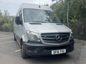 2016 Mercedes-Benz Sprinter 2.1 313 Cdi in Silver — image 3