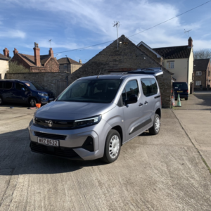 2025 Vauxhall Combo Life 1.5 in Grey — image 2