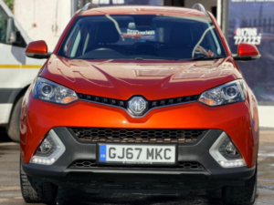 2017 MG Gs 1.5 Tgi Exclusive Dct Euro 6 (s/s) 5dr in Orange — image 5