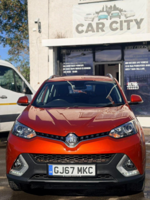 2017 MG Gs 1.5 Tgi Exclusive Dct Euro 6 (s/s) 5dr in Orange — image 6