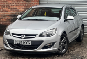 2014 Vauxhall Astra 2.0 Cdti Sri Auto Euro 5 5dr in Silver — image 2