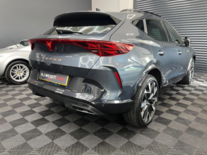 2025 Cupra Formentor 1.5 Etsi V2 DSG Euro 6 (s/s) 5dr in Grey — image 4