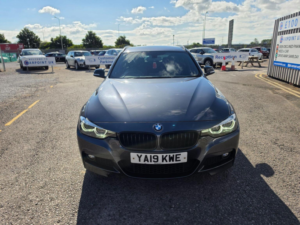 2019 BMW 3 Series 2.0 320i M Sport Shadow Edition Touring Auto Euro 6 (s/s) 5dr in Grey — image 2