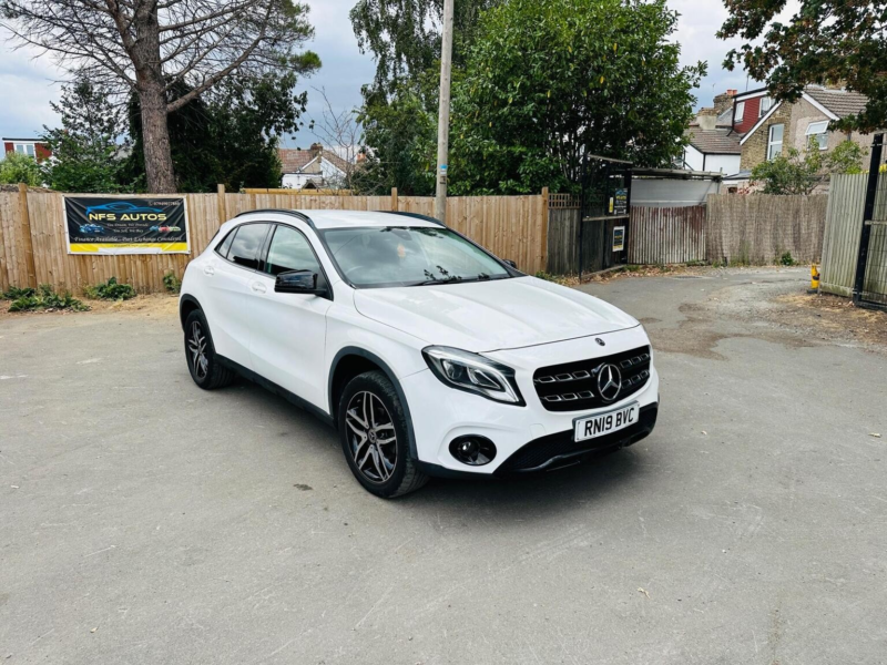 2019 Mercedes-Benz Gla 1.6 Gla180 Urban Edition 7g-Dct Euro 6 (s/s) 5dr in White — image 1