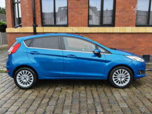 2012 Ford Fiesta 1.0 T Ecoboost Titanium in Blue — image 6