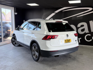 2019 Volkswagen Tiguan 2.0 Tdi Match DSG Euro 6 (s/s) 5dr in White — image 3