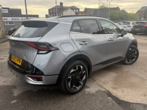 2023 Kia Sportage 1.6 T-Gdi 13.8kwh Gt-Line in Silver — image 3