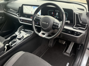 2023 Kia Sportage 1.6 T-Gdi 13.8kwh Gt-Line in Silver — image 6