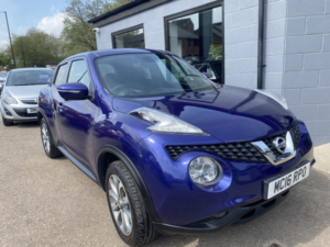 2016 Nissan Juke 1.6 Tekna in Blue — image 6