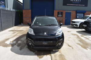 2014 Peugeot 107 1.0 12v Allure Euro 5 5dr in Black — image 2